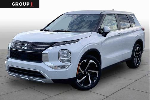 White Diamond 2024 Mitsubishi Outlander SE 2.5 2WD