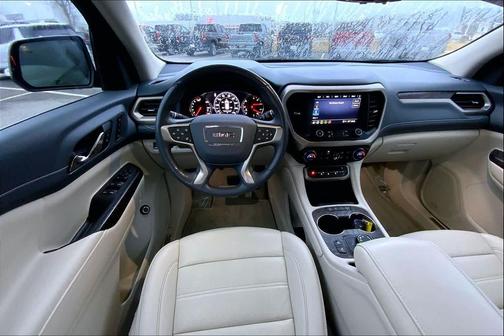 2021 GMC Acadia Denali