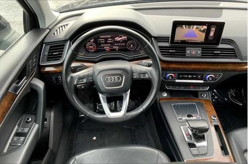 2018 Audi Q5 2.0T Premium Plus