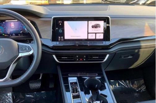 2024 Volkswagen Atlas 2.0T SE w/Technology 4MOTION