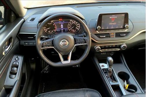 2020 Nissan Altima SR VC-Turbo FWD