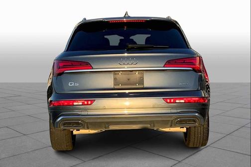 2024 Audi Q5 45 S line Premium Plus