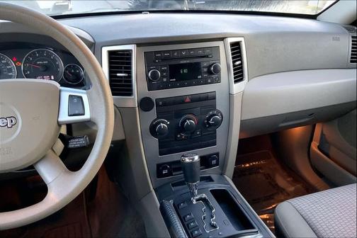 2009 Jeep Grand Cherokee Laredo