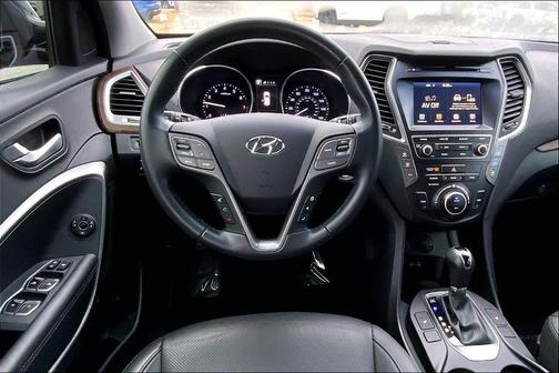 2019 Hyundai Santa Fe XL SE