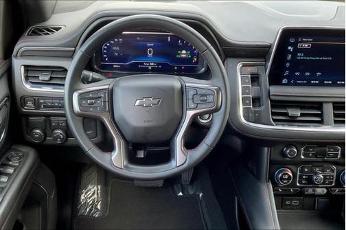 2024 Chevrolet Suburban RST