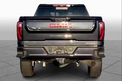 2024 GMC Sierra 2500 AT4