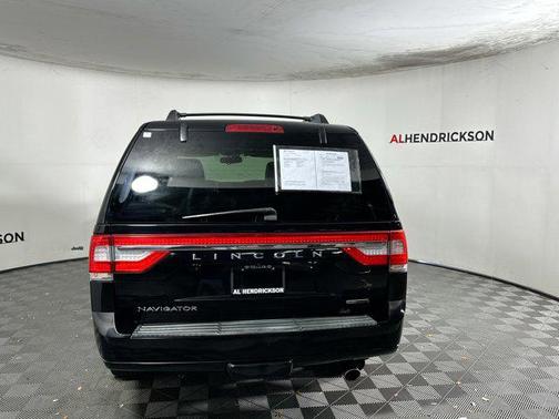2016 Lincoln Navigator Select