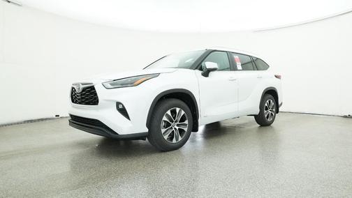 2026 Toyota Highlander Hybrid XLE