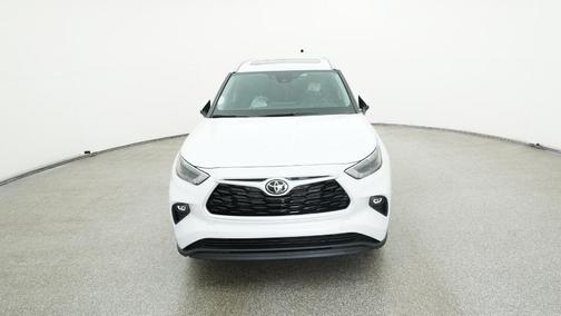 2026 Toyota Highlander Hybrid XLE