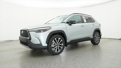 2025 Toyota Corolla Cross XLE