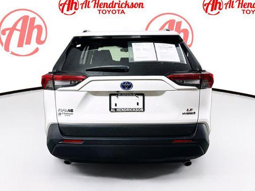 2023 Toyota RAV4 Hybrid LE