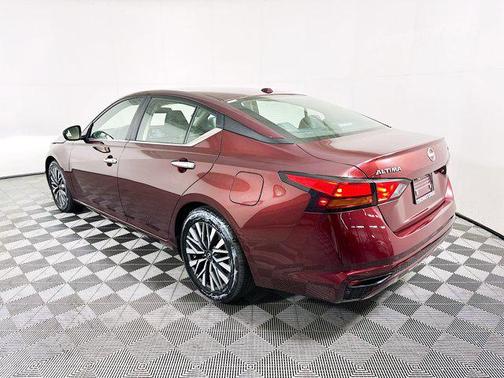 Garnet Pearl Metallic 2024 Nissan Altima 2.5 SV