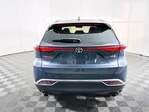 2023 Toyota Venza XLE