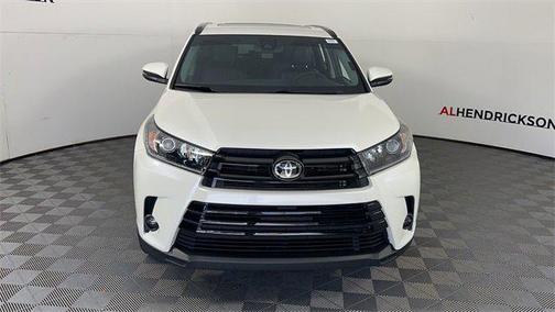 2019 Toyota Highlander SE