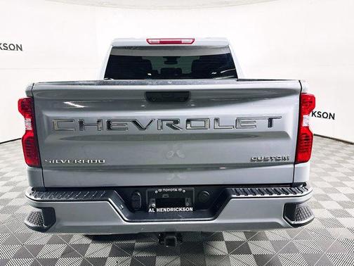 2024 Chevrolet Silverado 1500 Custom