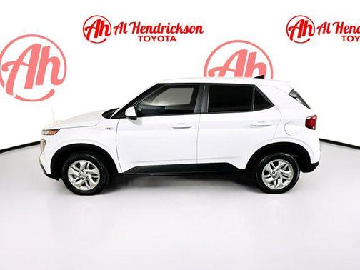 2021 Hyundai VENUE SE