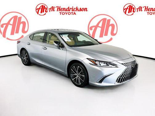 2022 Lexus ES 350 Base