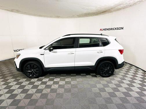 2022 Volkswagen Taos 1.5T S