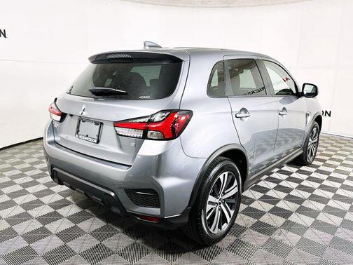 2025 Mitsubishi Outlander Sport SE