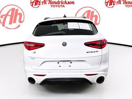 2022 Alfa Romeo Stelvio Ti