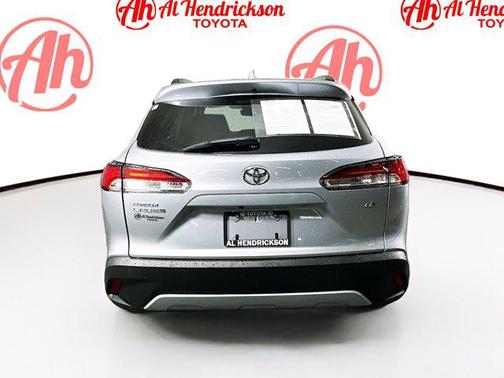 2024 Toyota Corolla Cross LE