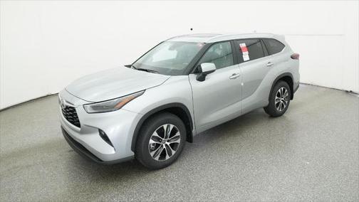 2025 Toyota Highlander XLE