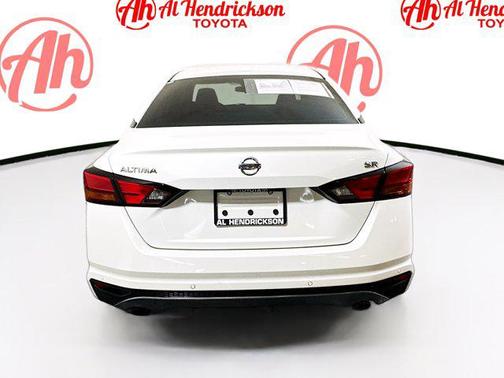 2022 Nissan Altima SR FWD