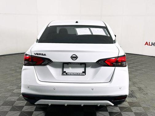 2021 Nissan Versa 1.6 S