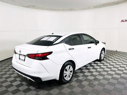 2021 Nissan Versa 1.6 S