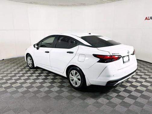 2021 Nissan Versa 1.6 S