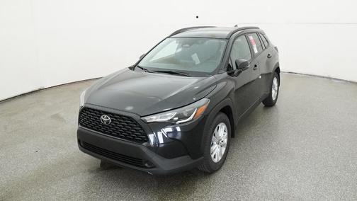 2025 Toyota Corolla Cross LE