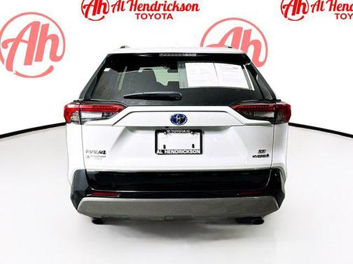 2023 Toyota RAV4 Hybrid SE