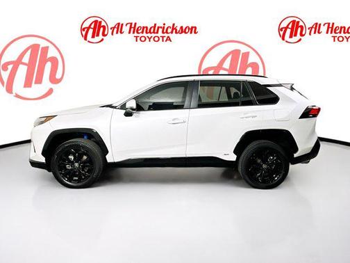 2023 Toyota RAV4 Hybrid SE