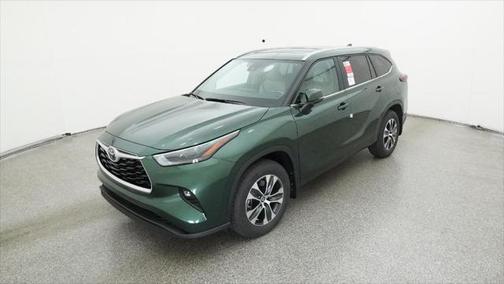 2025 Toyota Highlander XLE