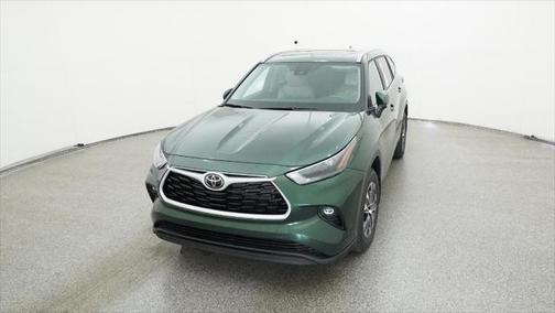 2025 Toyota Highlander XLE