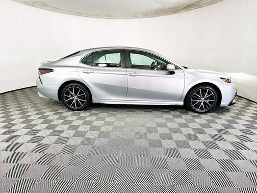 Celestial Silver 2023 Toyota Camry SE