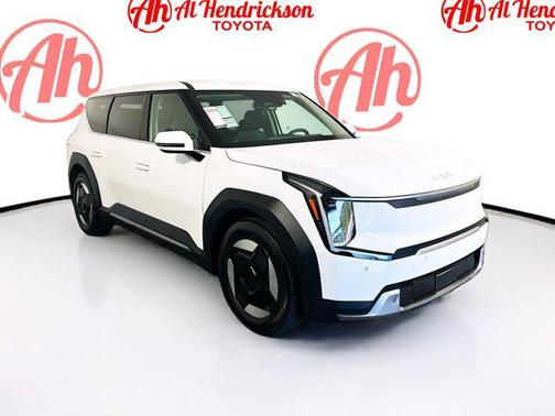 2024 Kia EV9 Light Long Range