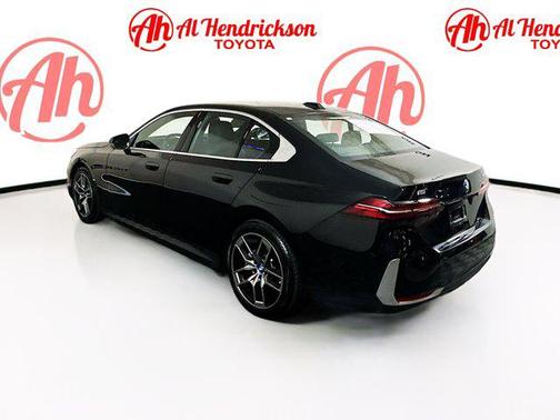 2024 BMW i5 eDrive40