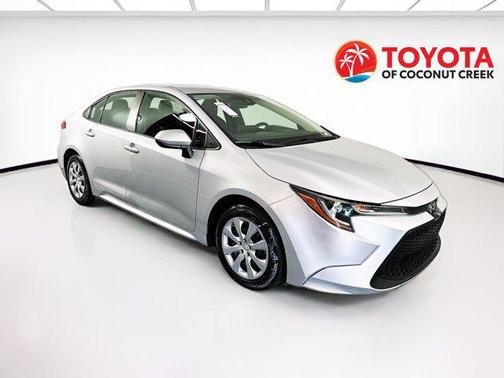 Classic Silver Metallic 2022 Toyota Corolla LE