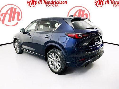 2022 Mazda CX-5 Signature