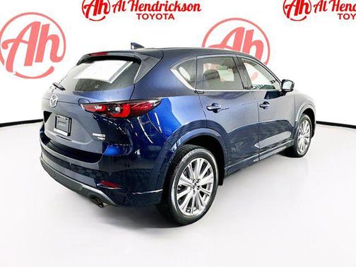 2022 Mazda CX-5 Signature