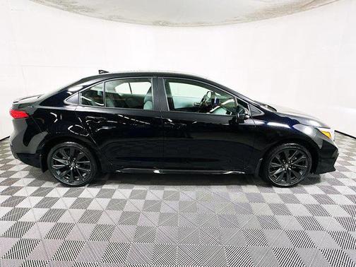 Midnight Black Metallic 2025 Toyota Corolla SE