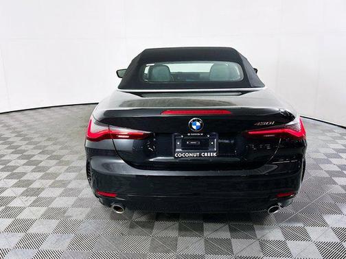 Black Sapphire Metallic 2025 BMW 430 i
