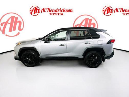 2024 Toyota RAV4 Hybrid SE