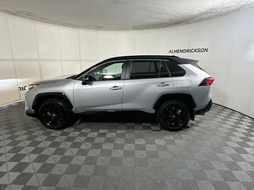 2024 Toyota RAV4 Hybrid SE