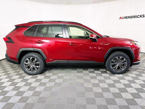 2024 Toyota RAV4 Hybrid XLE Premium