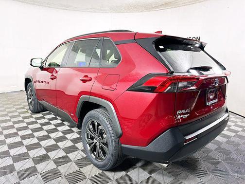2024 Toyota RAV4 Hybrid XLE Premium