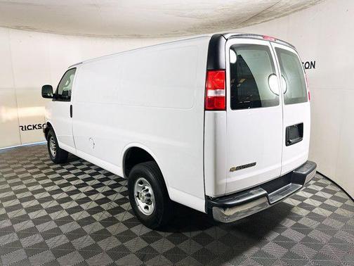 2024 Chevrolet Express 2500 RWD 2500 Regular Wheelbase WT