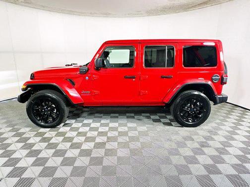 2025 Jeep Wrangler 4xe Sahara