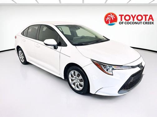 Super White 2021 Toyota Corolla LE